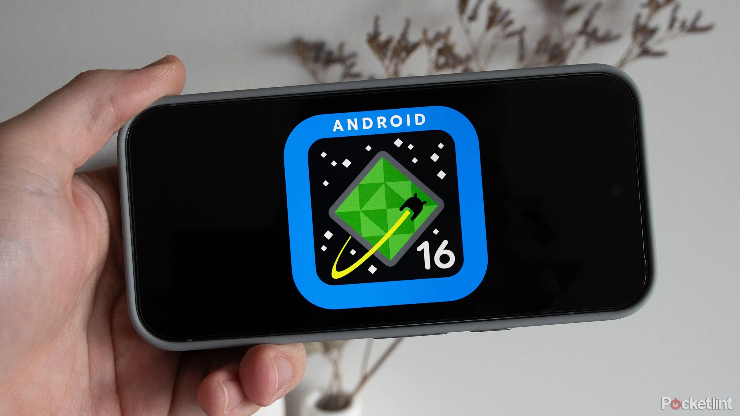 Biểu tượng hoặc giao diện Android 16, hệ điều hành dự kiến ra mắt tính năng chuyển eSIM liên nền tảng