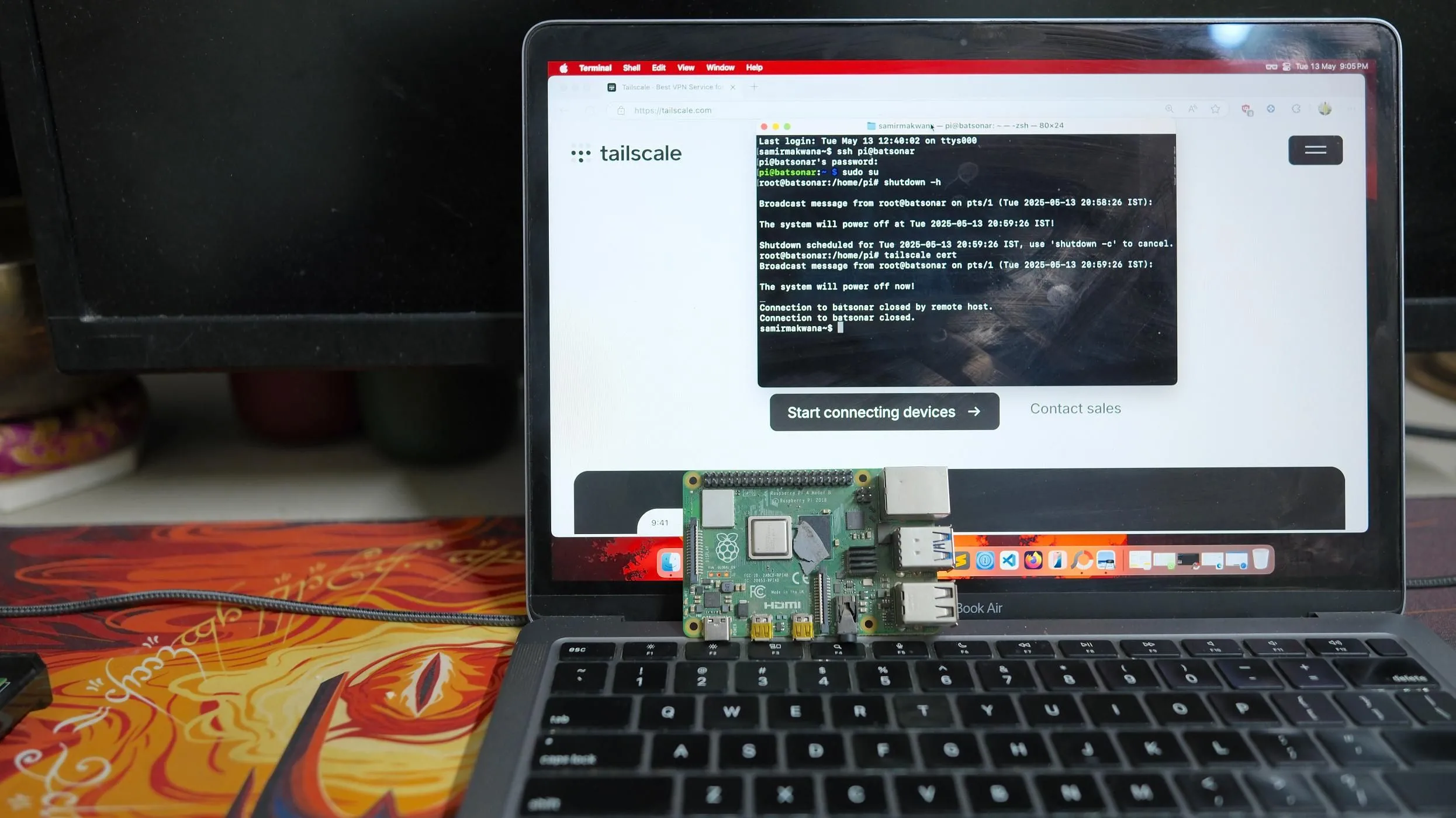 Một máy tính hiển thị giao diện Tailscale kết nối tới Raspberry Pi trong môi trường home lab.