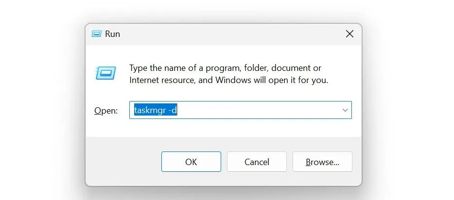 Mở Trình quản lý tác vụ cổ điển trên Windows 11 thông qua hộp thoại Run.