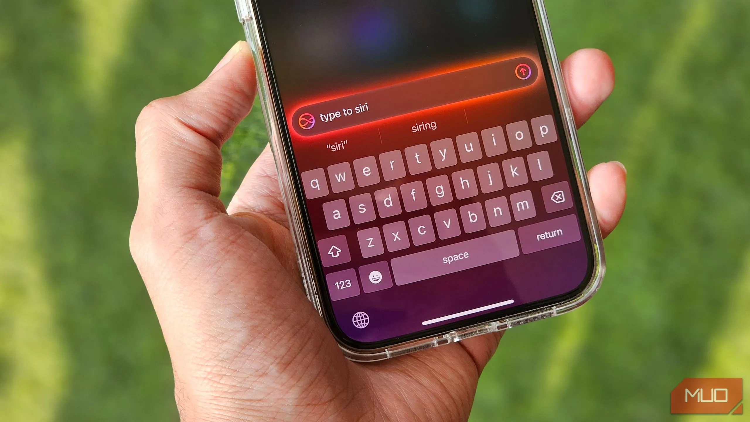 Sử dụng Gõ để nói chuyện với Siri trên iPhone.