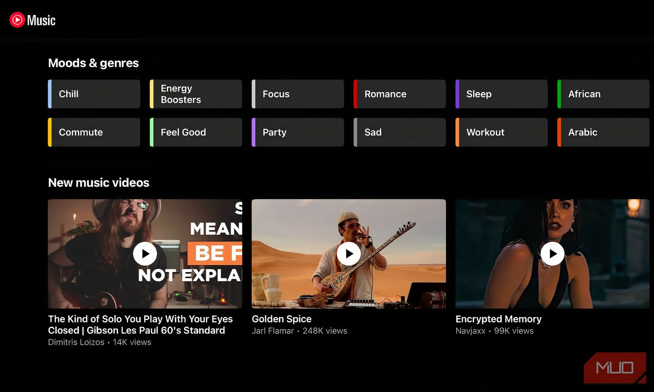 Ảnh chụp màn hình YouTube Music với giao diện khám phá âm nhạc, hiển thị các đề xuất và danh sách phát cá nhân hóa.