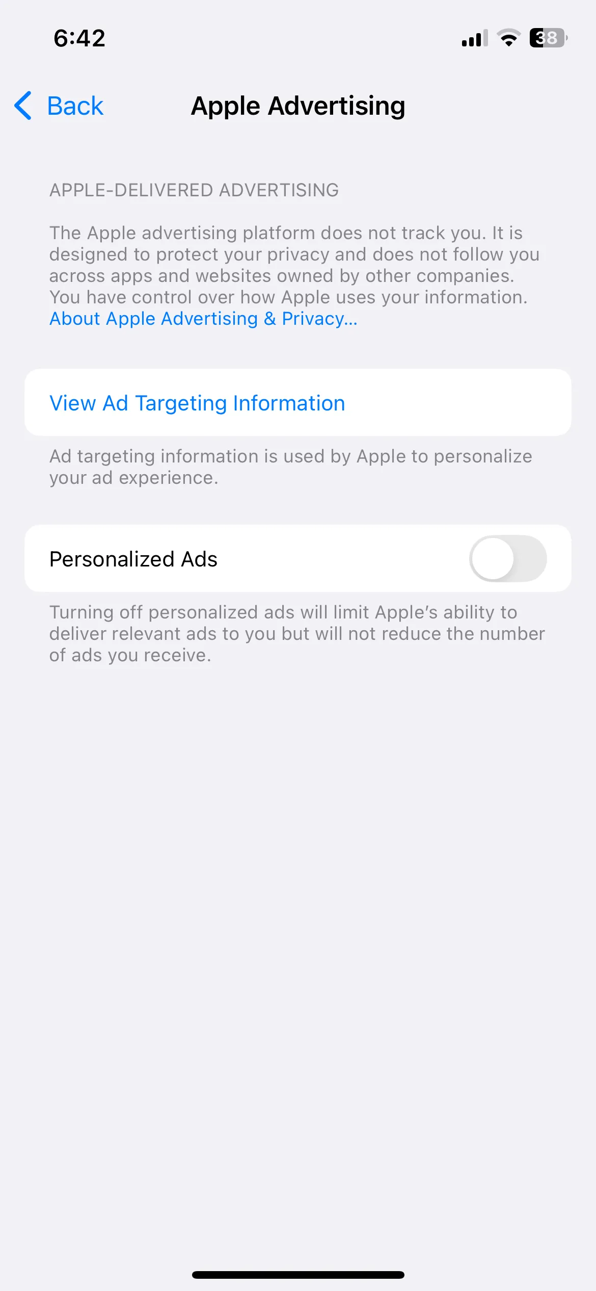 Cài đặt quyền riêng tư và bảo mật trên iPhone, hiển thị menu quảng cáo của Apple