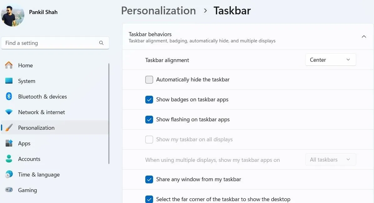 Cài đặt Taskbar trong Windows 11 để ẩn thanh tác vụ