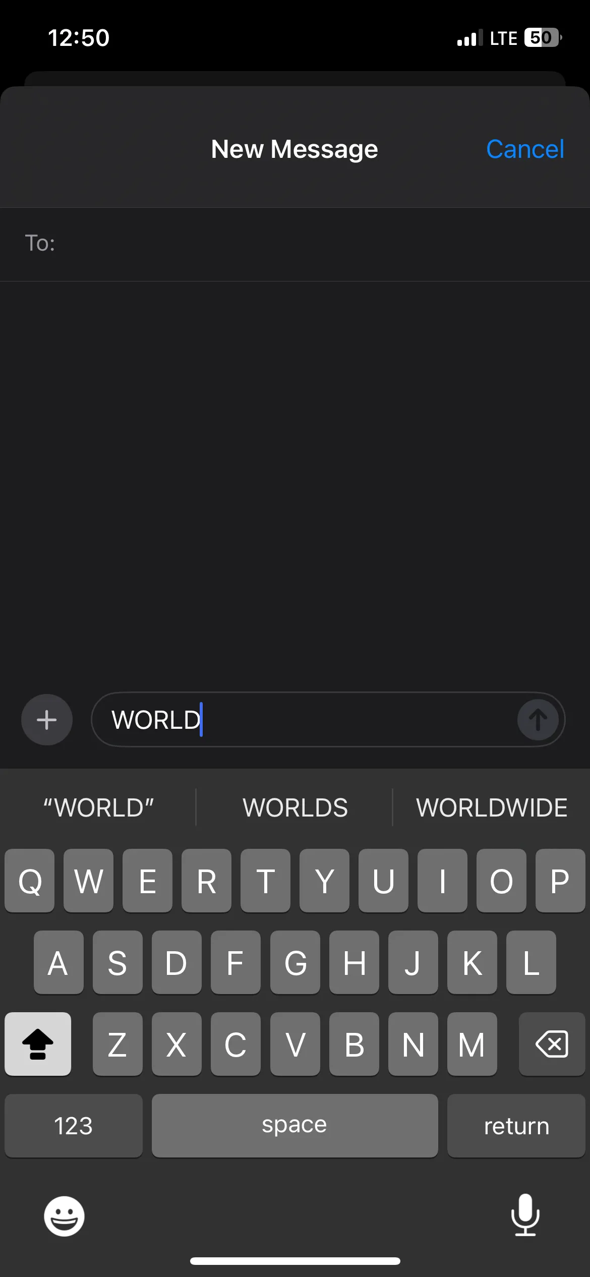 Chữ &quot;WORLD&quot; được viết hoa toàn bộ trên bàn phím iPhone, minh họa chế độ Caps Lock.