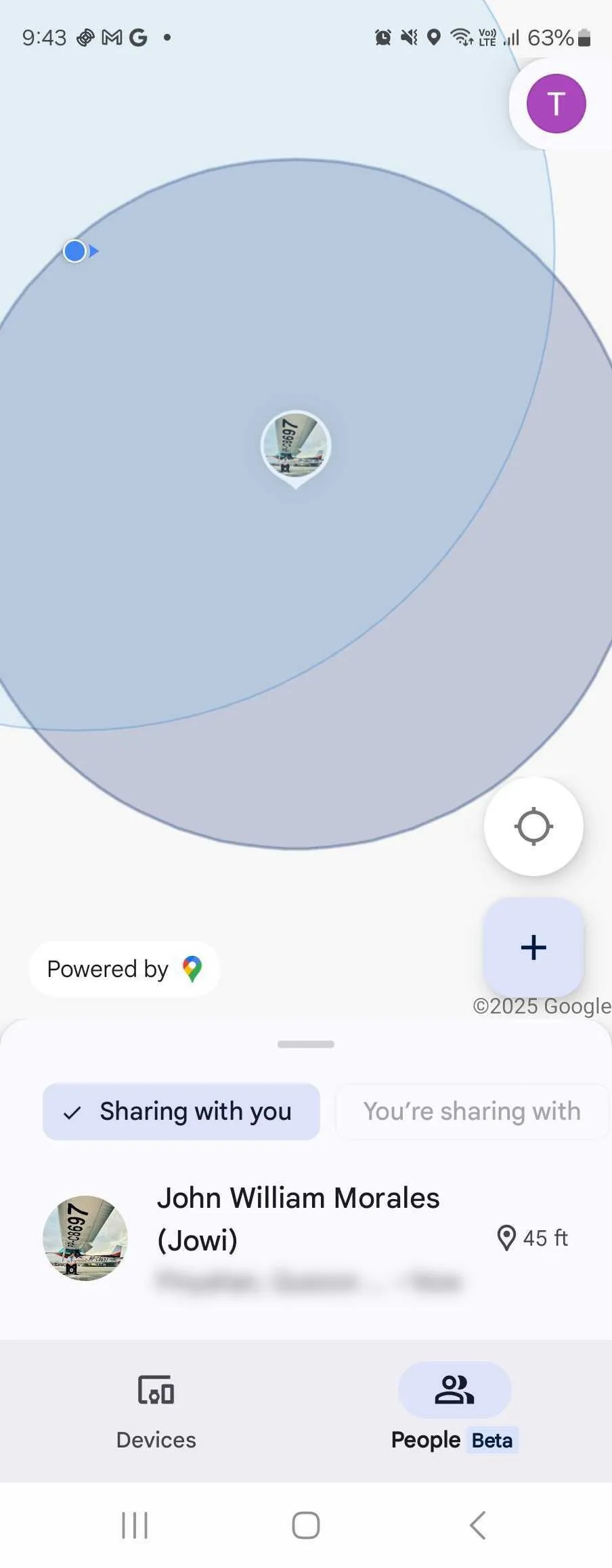 Danh sách những người đang chia sẻ vị trí với bạn trong ứng dụng Google Find My Device.