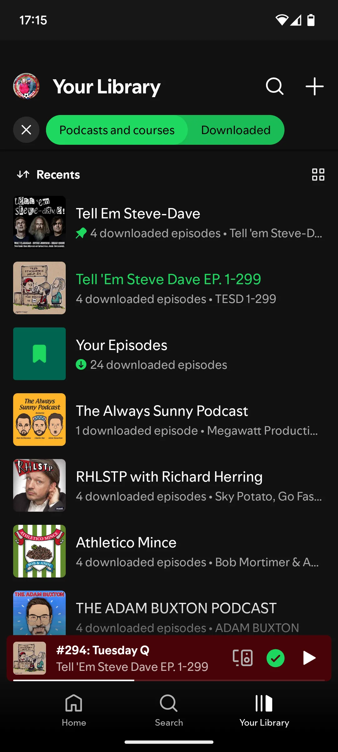 Danh sách podcast đã tải về trên ứng dụng Spotify để nghe ngoại tuyến