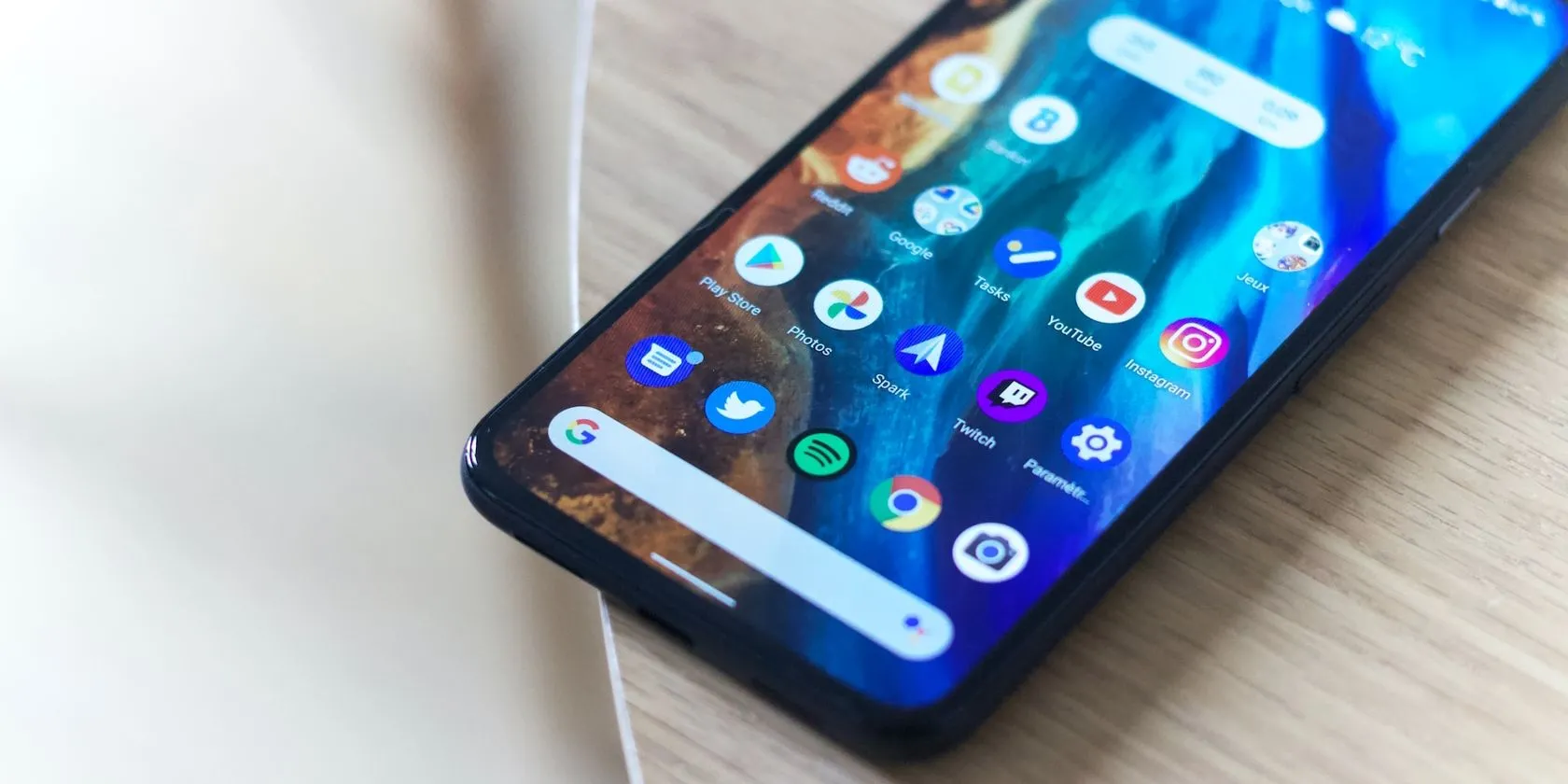 Điện thoại Android hiển thị điều hướng bằng cử chỉ