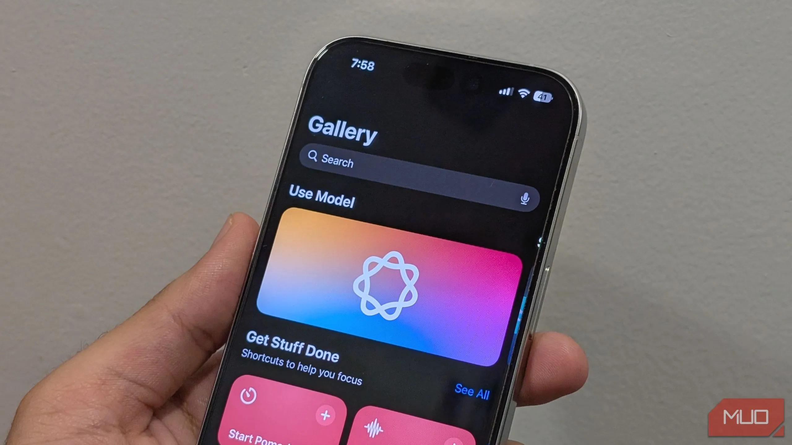 Giao diện các phím tắt mới tích hợp AI trong iOS 26