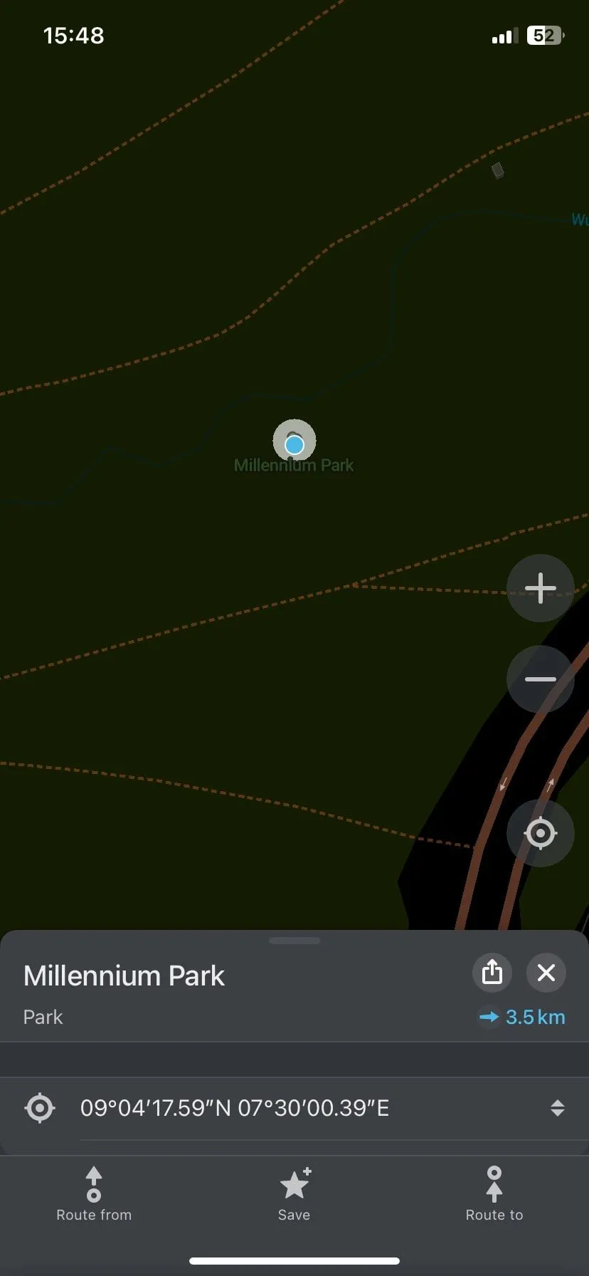 Giao diện tìm kiếm địa điểm trên Organic Maps trong chế độ offline