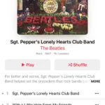 Giao diện trang album trên Apple Music hiển thị tùy chọn tạo đài phát nhạc mới.