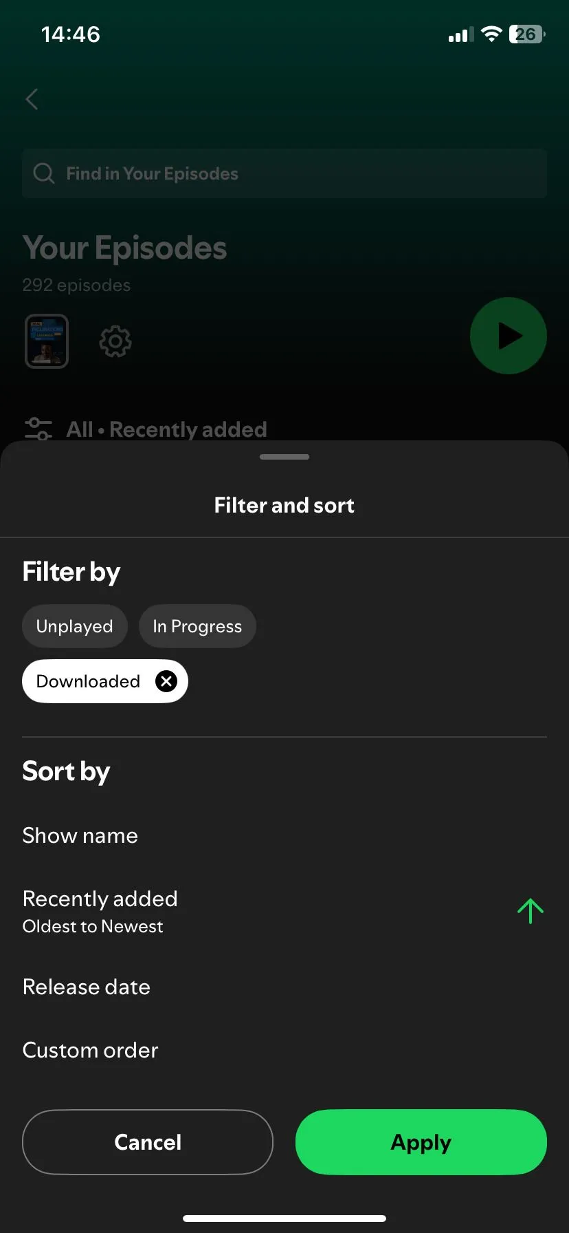 Giao diện ứng dụng Spotify với bộ lọc podcast, minh họa cách tìm các tệp tải xuống để quản lý.