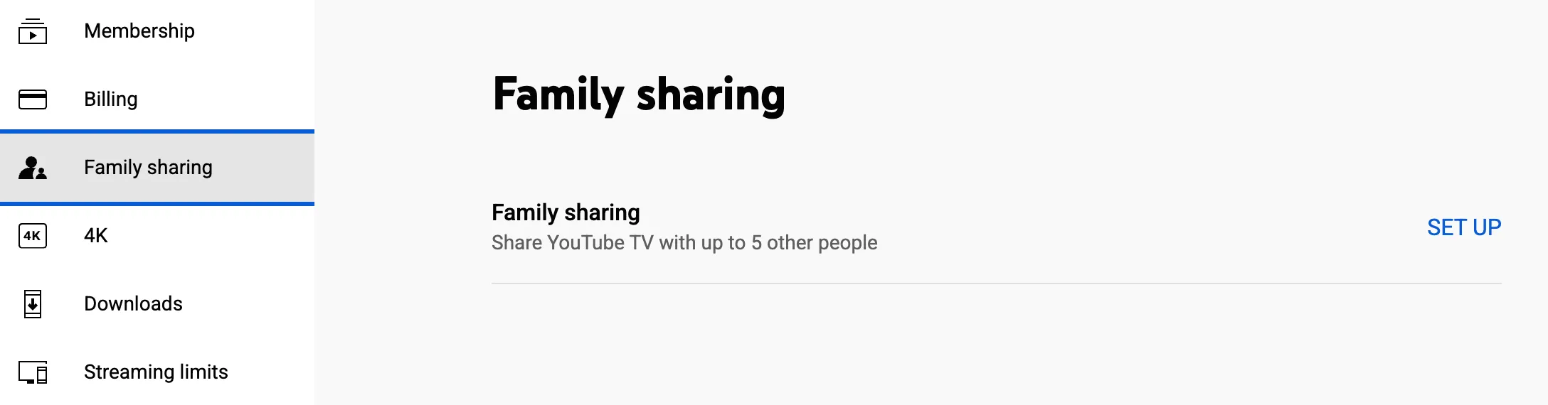 Giao diện ứng dụng YouTube TV hiển thị tùy chọn chia sẻ tài khoản với tối đa năm người dùng khác trong gói gia đình.