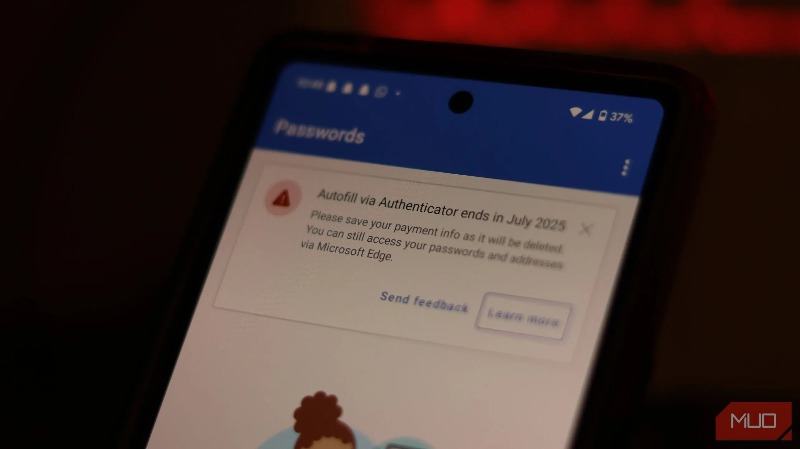 Màn hình cảnh báo tính năng tự động điền mật khẩu sắp bị loại bỏ trong Microsoft Authenticator, khuyến nghị người dùng xuất dữ liệu.