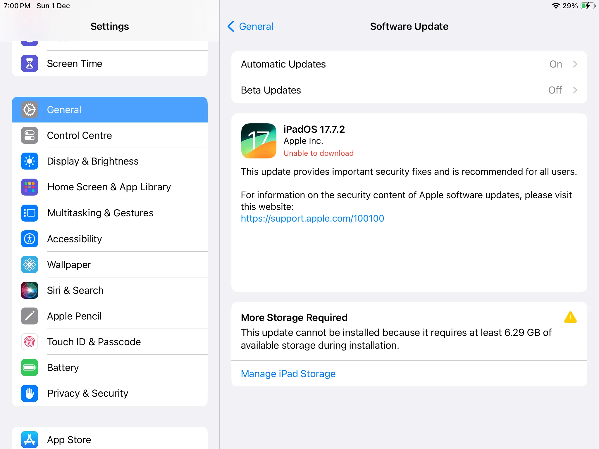 Màn hình kiểm tra cập nhật iPadOS trên iPad, hiển thị thông báo có phiên bản iPadOS 17 mới khả dụng