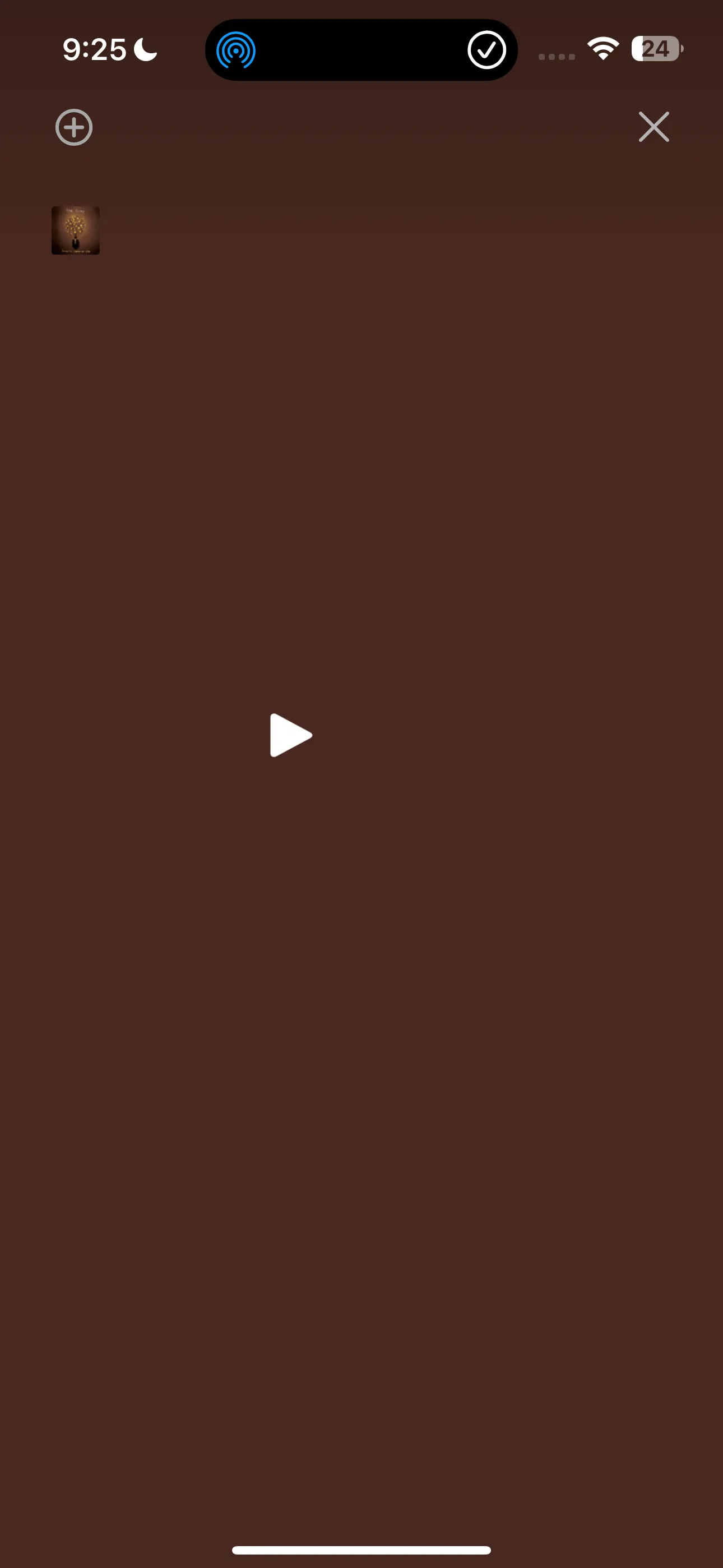 Màn hình trò chơi Eat this playlist trong Spotify, hiển thị rắn âm nhạc đang ăn một bài hát.