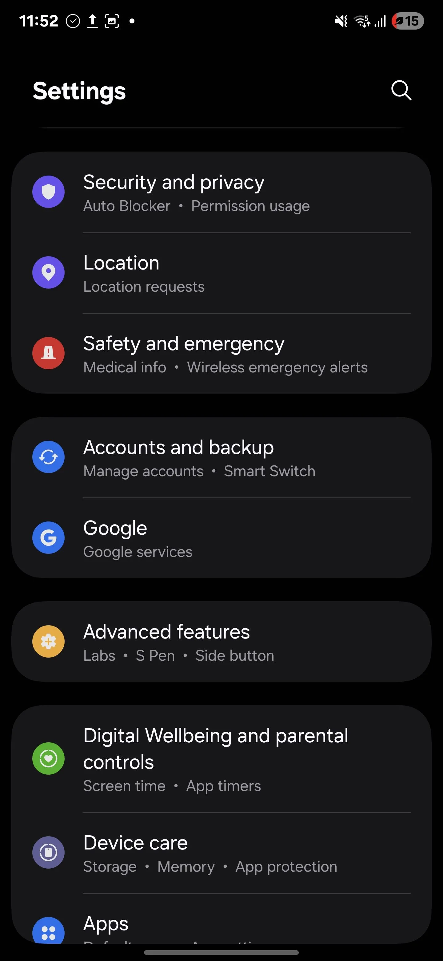 Menu Cài đặt trên Samsung S25, làm nổi bật mục 'Vị trí' để điều chỉnh quyền truy cập định vị cho các ứng dụng.