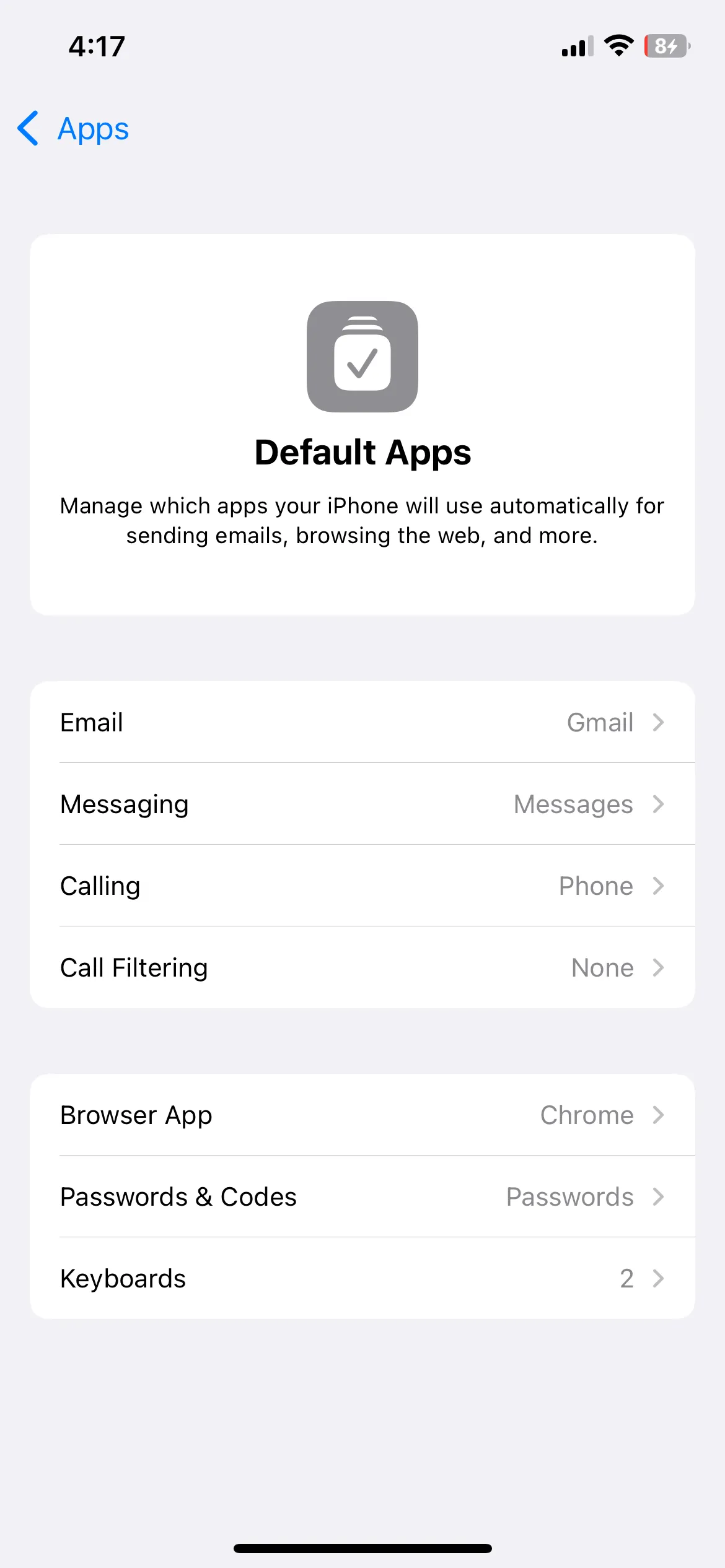 Menu cài đặt ứng dụng mặc định trên iPhone