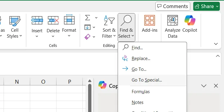Mở hộp thoại Go To Special trong Excel để tùy chọn tìm kiếm và chọn ô trống.