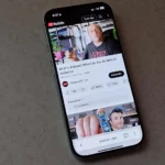 Mô phỏng thử nghiệm tiêu thụ pin iPhone với ứng dụng web YouTube đang phát video tự động