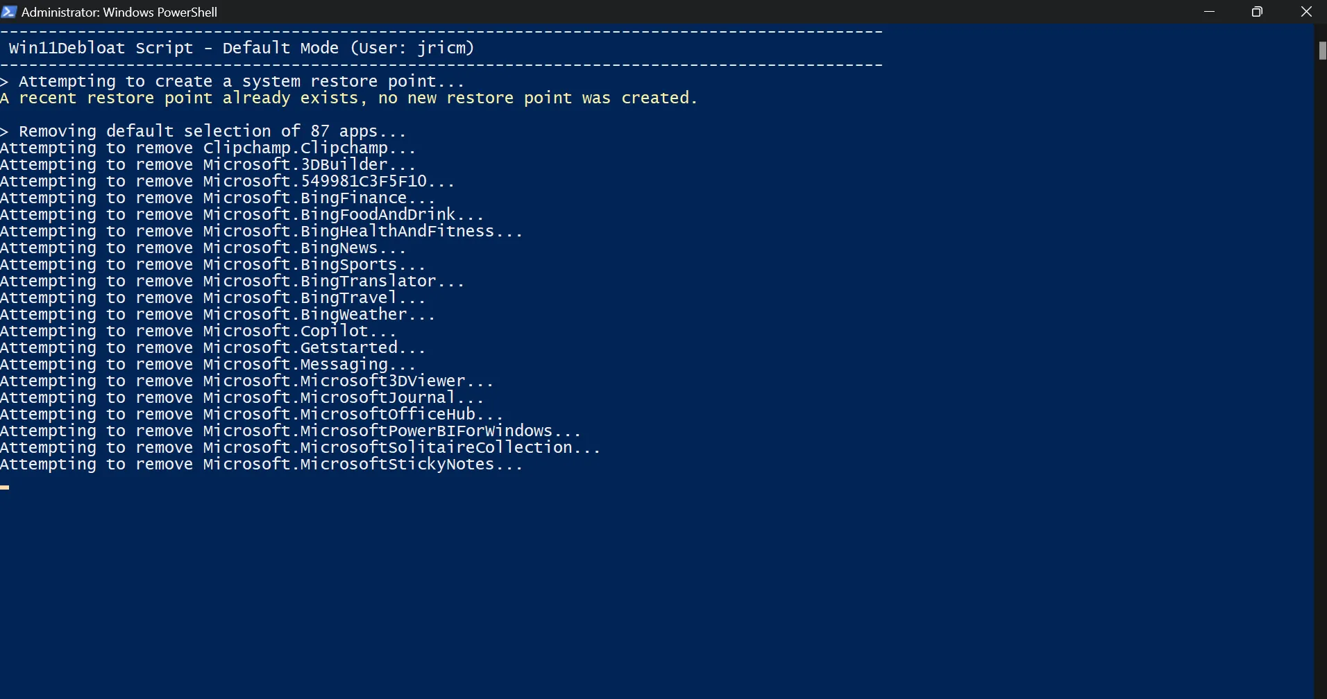 Sử dụng script hoặc công cụ tự động để gỡ bỏ bloatware Windows hiệu quả