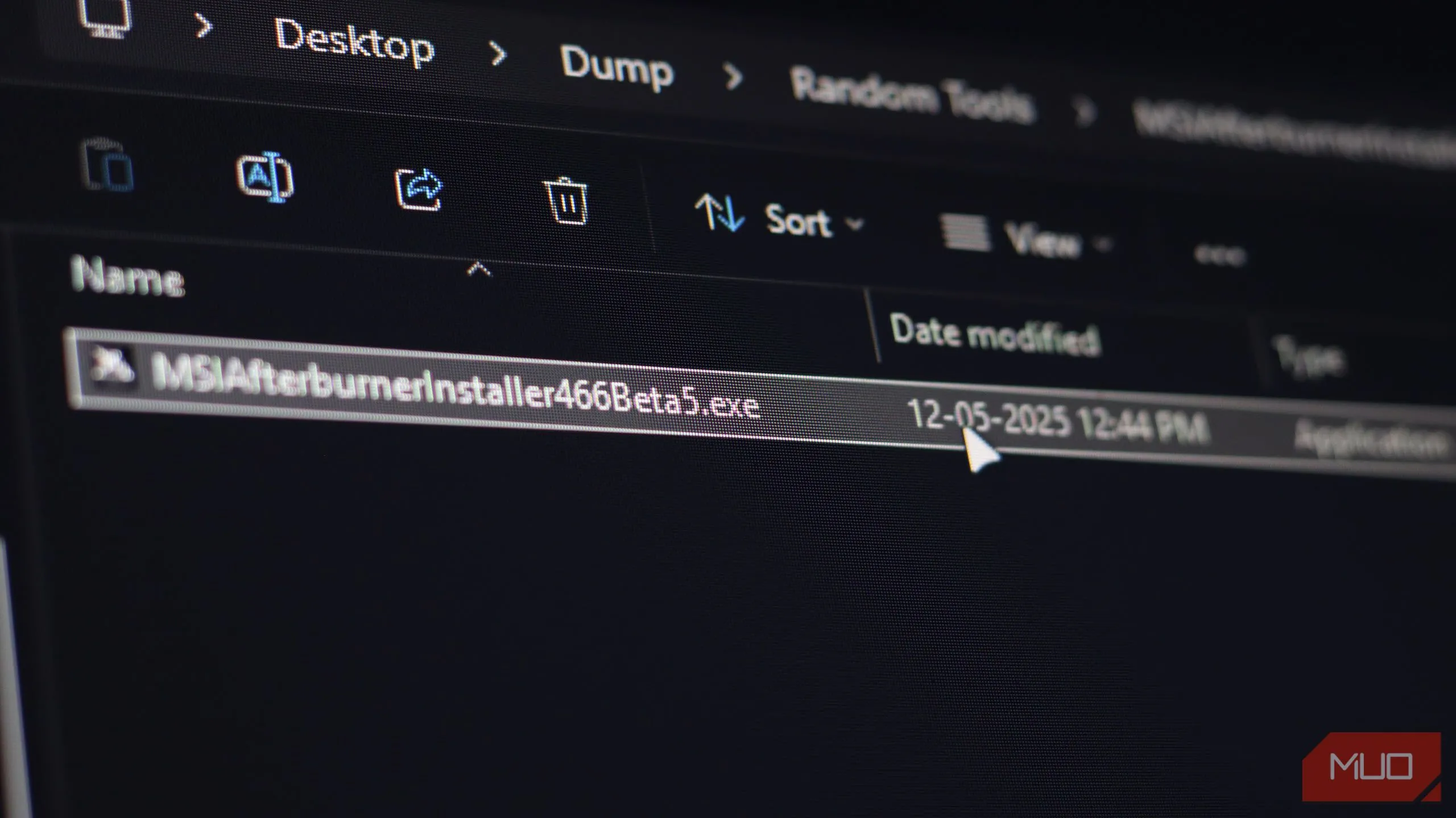 Image default