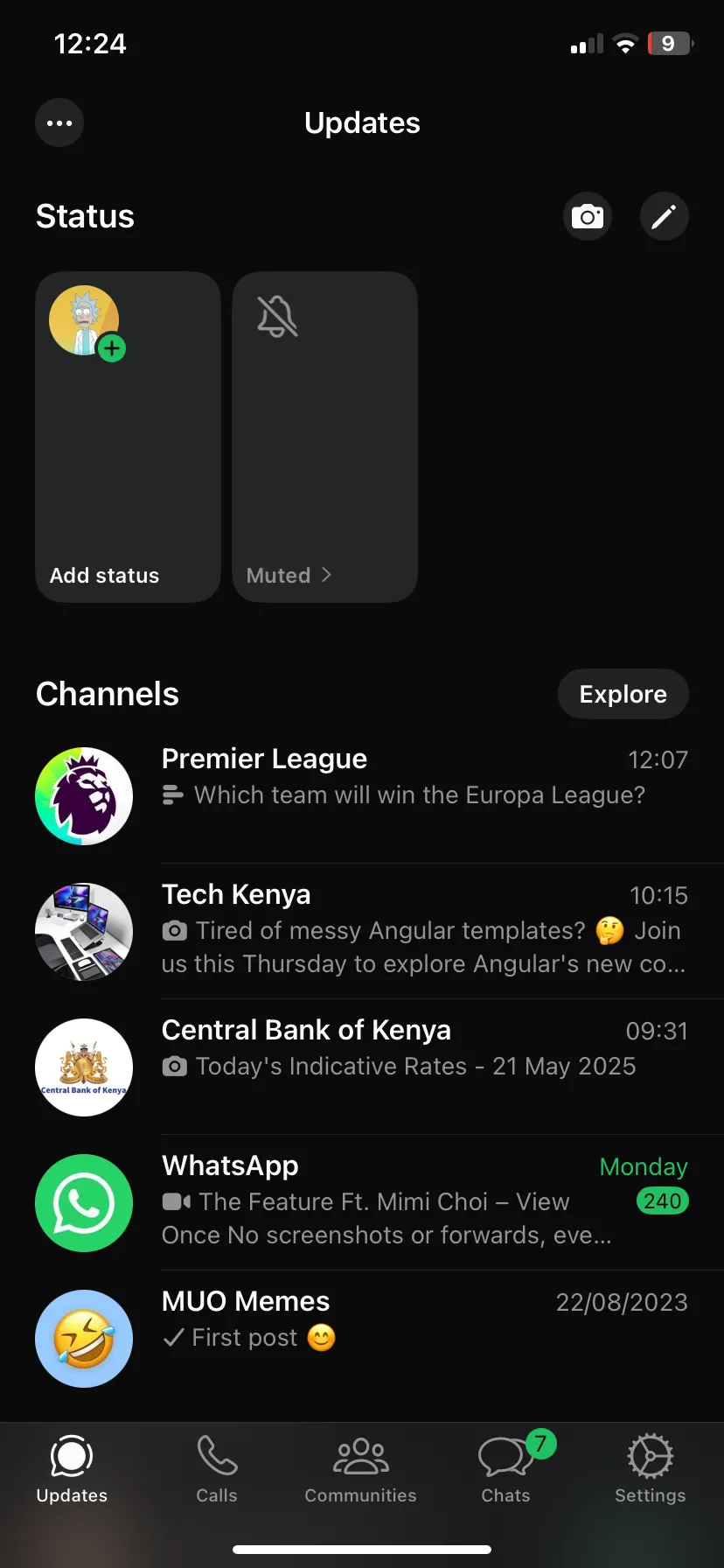 Thẻ cập nhật WhatsApp trên iOS