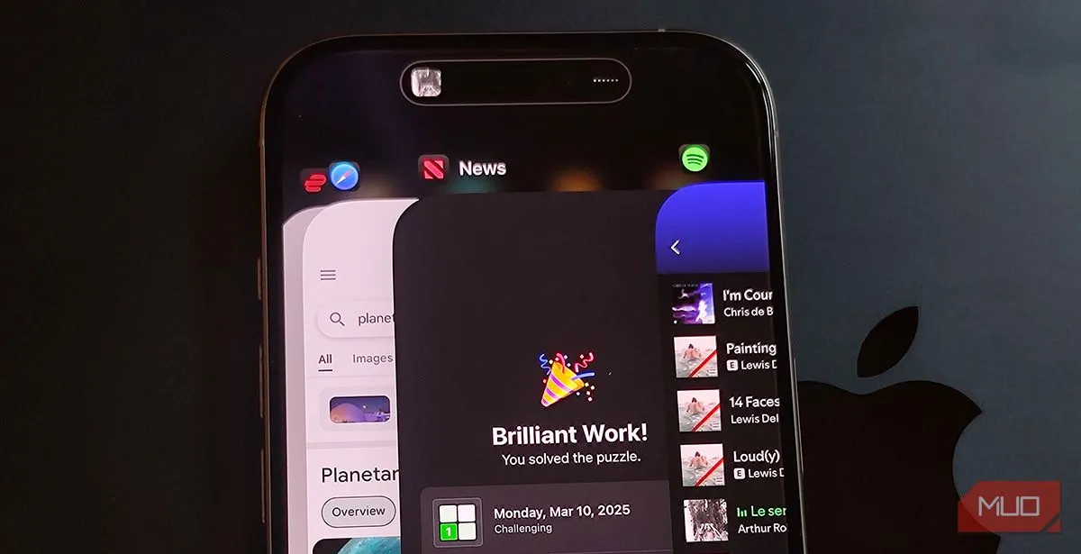 Trình chuyển đổi ứng dụng trên iPhone 16 Pro hiển thị các ứng dụng đang mở, không có nút đóng tất cả