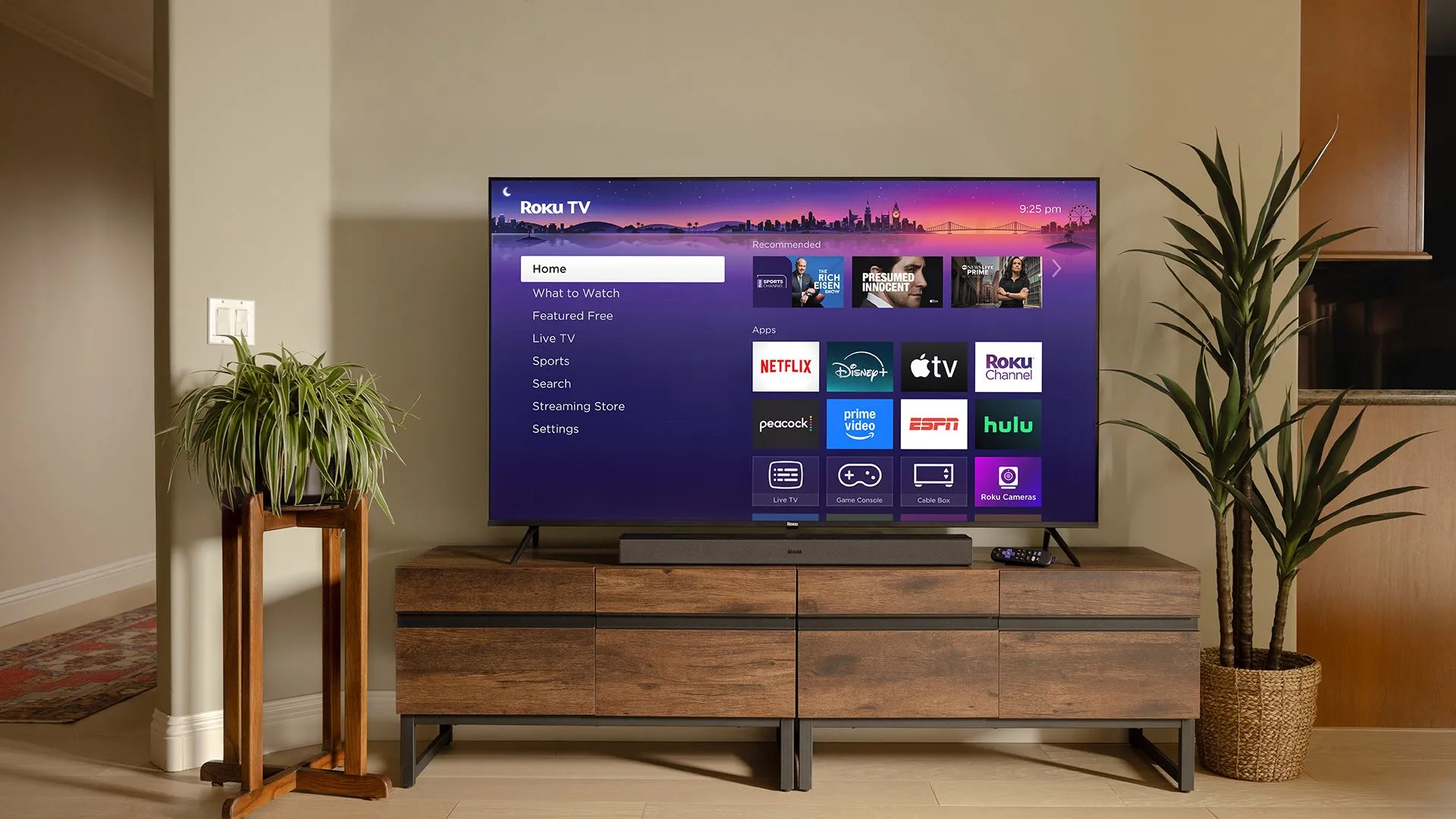 TV Roku Plus Series mới với công nghệ Mini-LED, mang đến chất lượng hình ảnh sắc nét.
