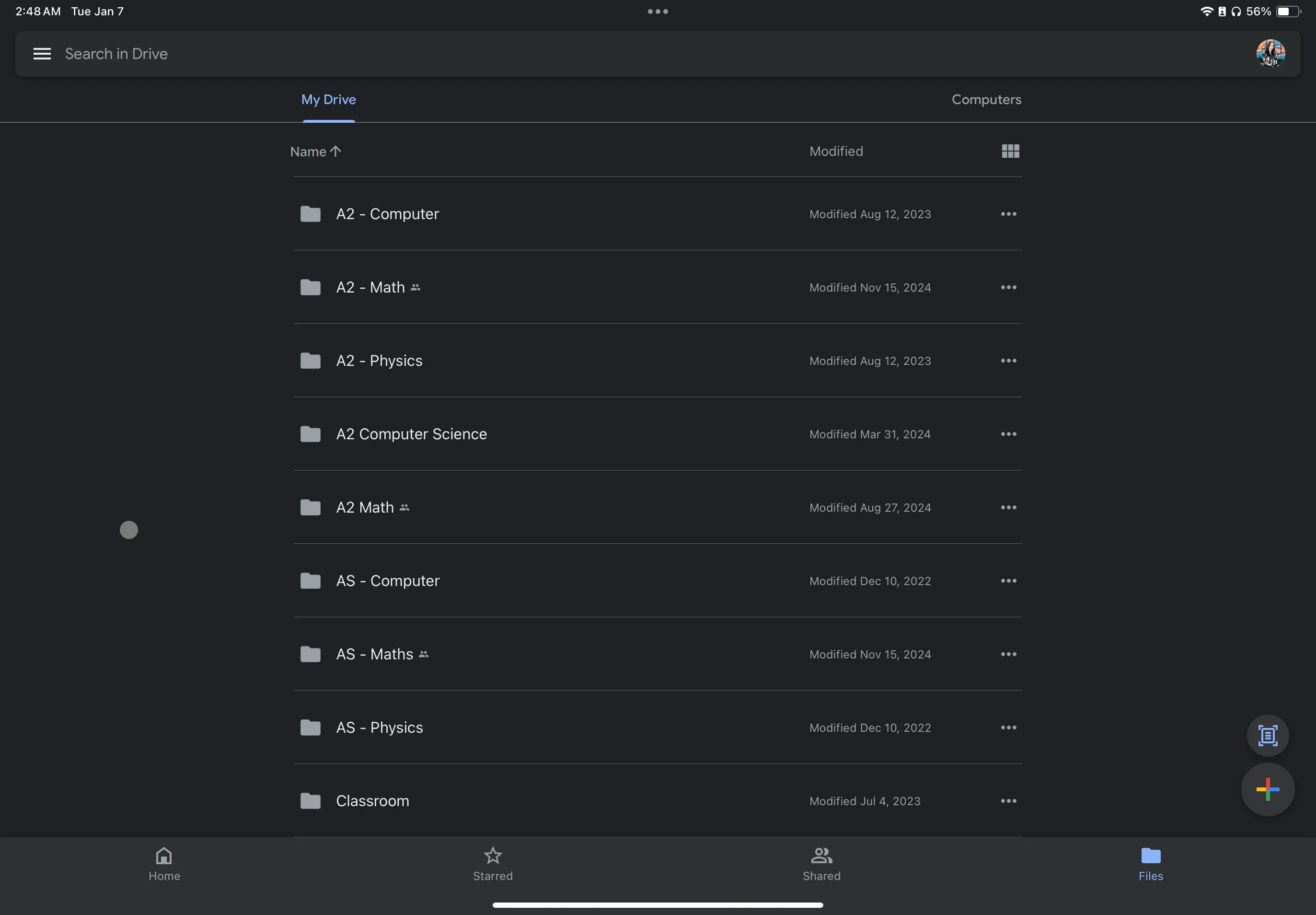 Ứng dụng Google Drive trên iPad, nơi lưu trữ và quản lý tài liệu học tập quan trọng