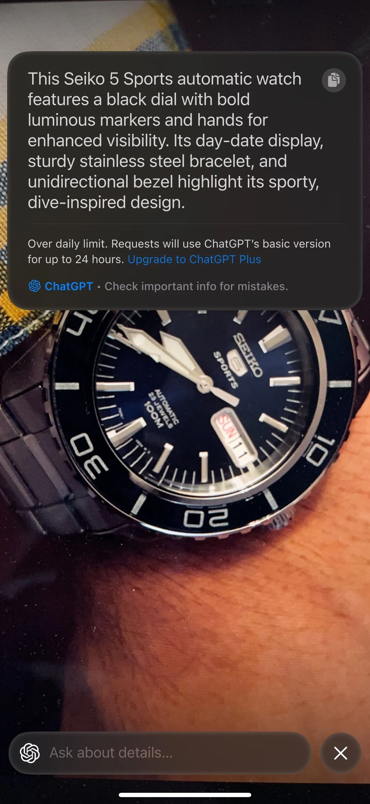 Visual Intelligence trên iPhone giúp tra cứu thông tin chi tiết về linh kiện điện tử